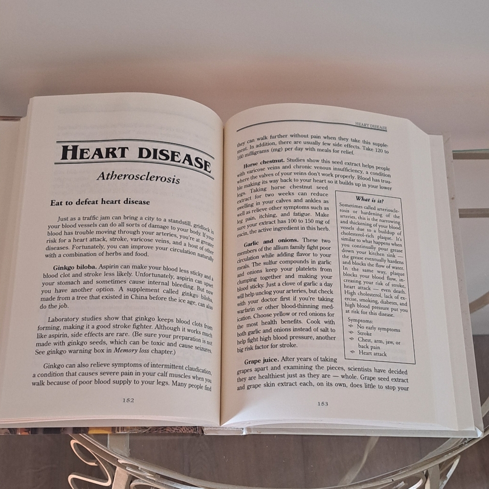 SOLD!! "The Country Doctor Handbook" Old-fashioned cures, etc. - Picture 2 of 4